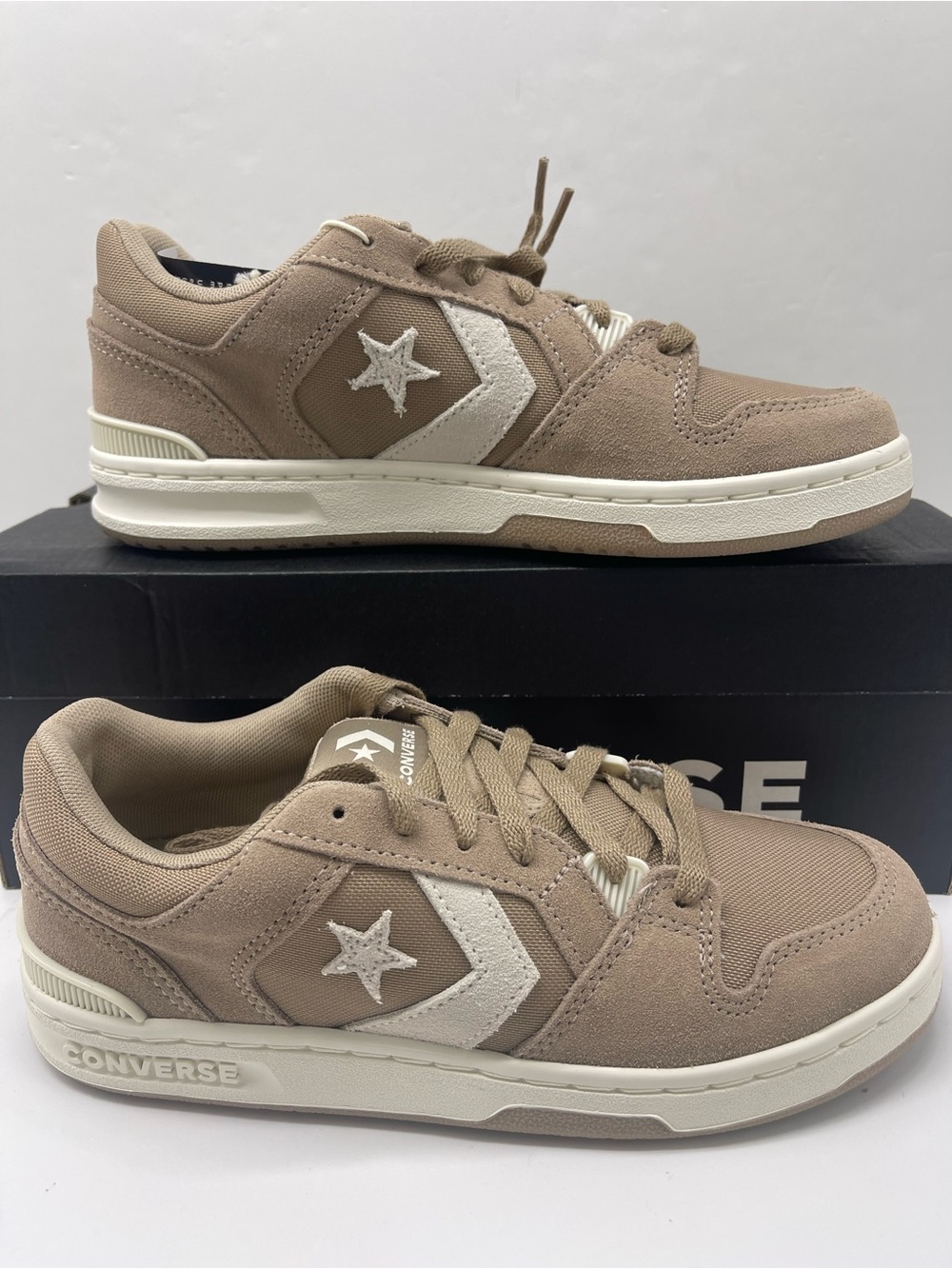 CONVERSE • WMNS CL98 OX VINTAGE CARGO/EGRET A15167C Sneakers
